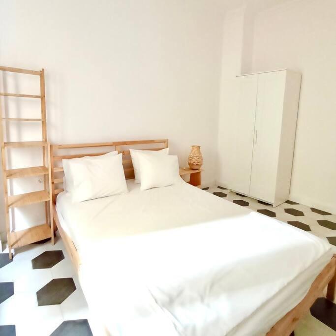 Stylish City Flat Near Promenade Thessaloníki Ngoại thất bức ảnh