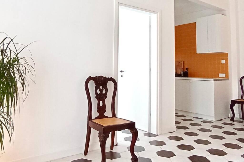 Stylish City Flat Near Promenade Thessaloníki Ngoại thất bức ảnh